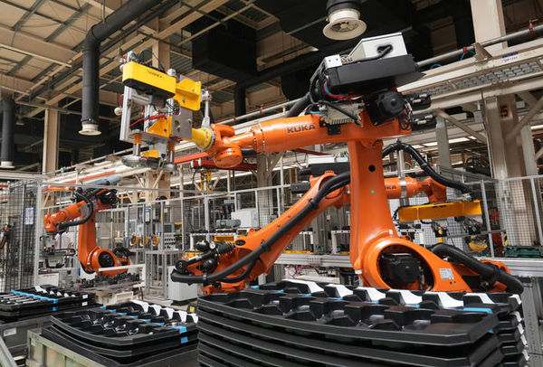 風(fēng)雨洗禮中，中國智能機(jī)器人產(chǎn)業(yè)的崛起與韌性生長